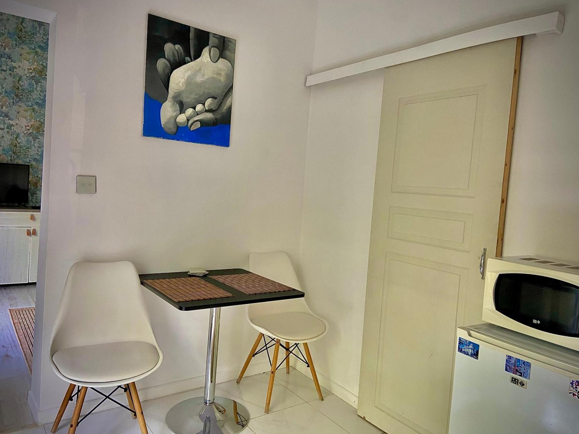 ניס Lovely Riviera Apartment מראה חיצוני תמונה