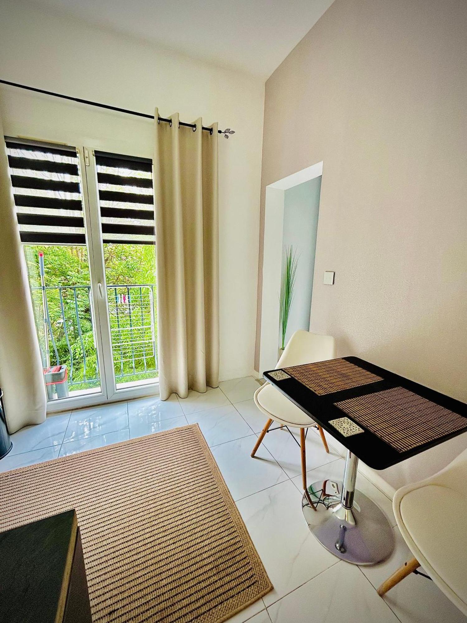 ניס Lovely Riviera Apartment מראה חיצוני תמונה